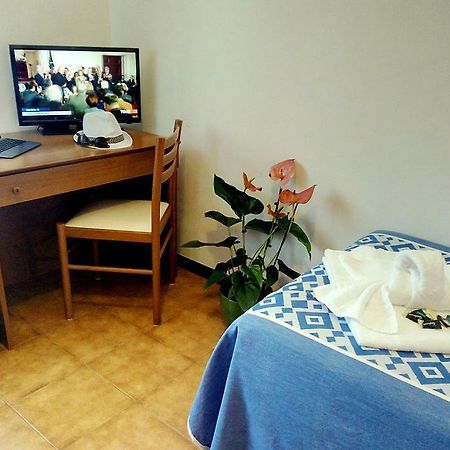 Centro Vacanze Cavallino Opera Nascimbeni Лидо ди Йезоло Екстериор снимка